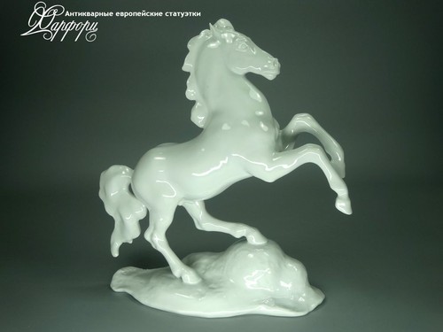 Купить фарфоровую статуэтку Rosenthal Конь на дыбах